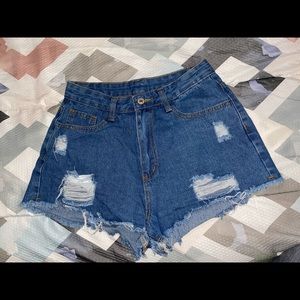 Ripped Detail Hem Denim Shorts